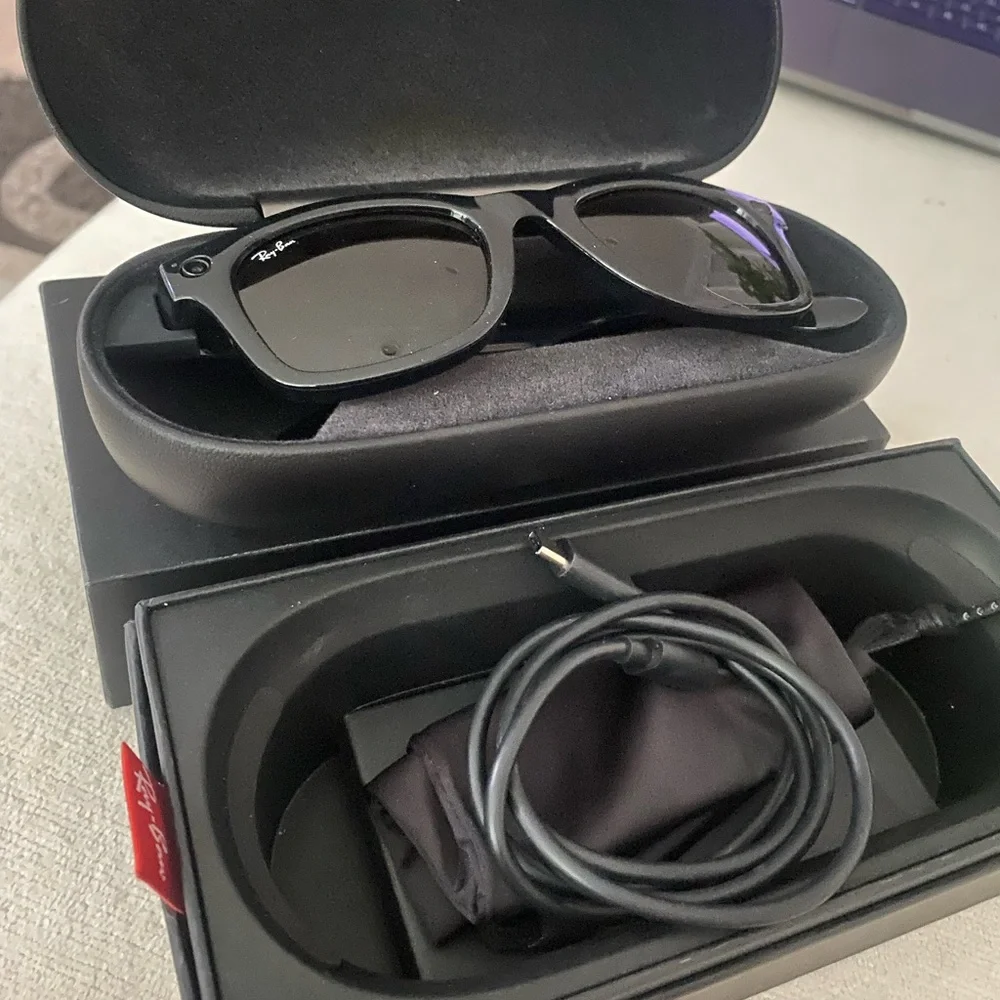 Ray Ban Stories